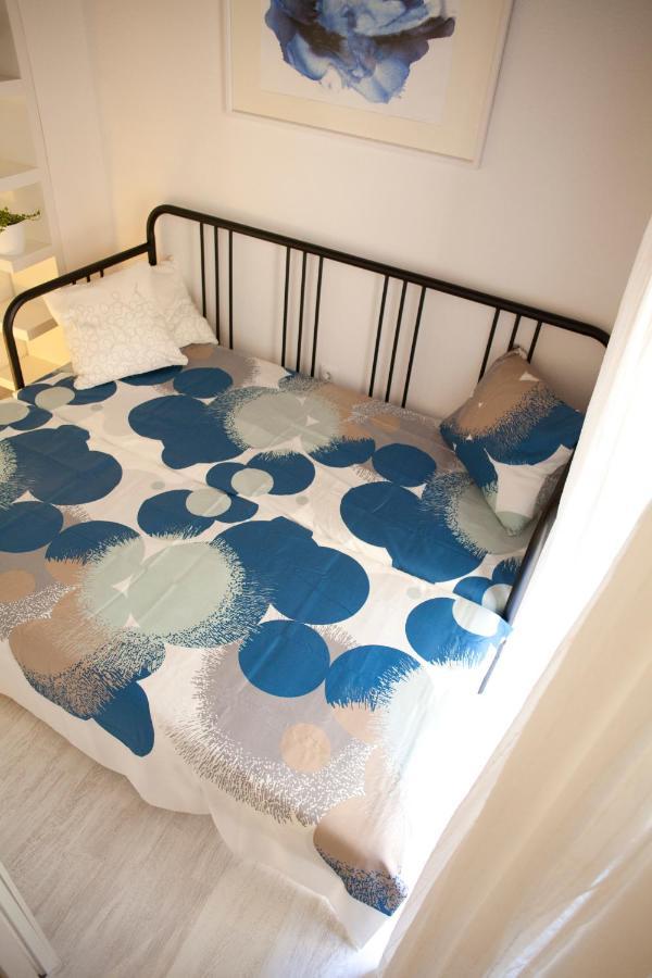 Authentic Charming Apartment/Wifi/Air Conditioning บาเลนเซีย ภายนอก รูปภาพ